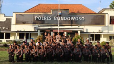 Kapolres Bondowoso AKBP Wimboko SIK, Pimpin Apel Dalam Kegiatan Orientasi Lingkungan Bagi Bintara