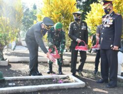 Peringati HUT TNI Ke-77, Kodim 0822 Bondowoso Gelar ziarah Ke TMP