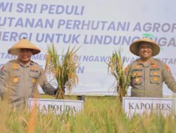 Kapolda Jatim HadiriPanen Raya dan Tanam Bibit Alpukat Bersama Forkopimda Ngawi