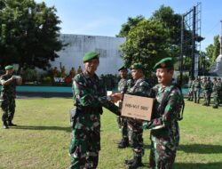 Kasad Bagikan Vitamin Sebanyak 15.096 Tablet ke Anggota Kodim 0825