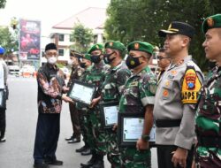 5 Babinsa Kodim 0822 Bondowoso Berprestasi Terima Penghargaan