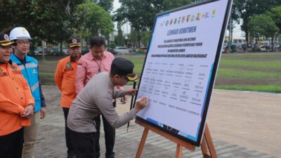 Kapolres Jember Bersama Forkopimda Tandatangani Komitmen Gerpas Pohon