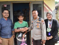 Polsek Curahdami Bondowoso Gandeng KSP Multi Daya Sentosa Bagikan Puluhan Sembako