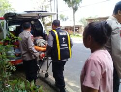Gerak Cepat Polsek Grujugan Bondowoso Bantu Warga yang Terkena Serangan Jantung