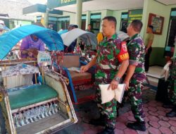 Jelang Idul Fitri 1444 H, Koramil 0822/01 Bondowoso Bagikan Bingkisan Untuk Abang Becak