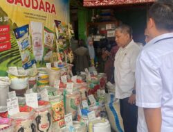 Satgas Pangan Polda Jatim Dampingi Satgas Pangan Bareskrim Polri Sidak Pasar Sentra Beras di Sidoarjo