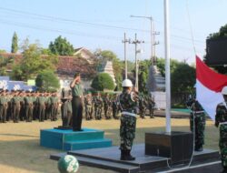 Anggota Kodim 0825/Banyuwangi Gelar Upacara Bendera 17 Mei 2023