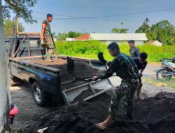 Tidak Ada Kata Lelah Satgas TMMD Ke 116 Bondowoso Turunkan Pasir