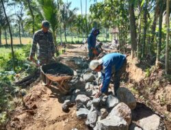 Pembuatan Jalan Plengsengan Skala Prioritas Satgas TMMD 116 Bondowoso