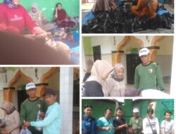 Panitia Masjid Jami’ Imamuddin Dusun Sumber Wadung Banyuwangi Bagikan Daging Kurban