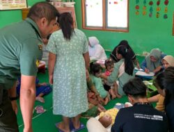 Babinsa Koramil 05 Wringin Bondowoso Mendampingi MMD Unibraw Kegiagan Posyandu
