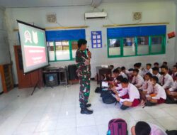 Masa MPLS, Serma Supriyadi Berikan Wawasan Kebangsaan Bagi Murid SMPN 1