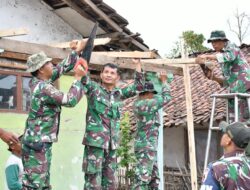 Kodim 0822/Bondowoso Kompak dan Bersinergi dalam Pembangunan Pasca Bencana Angin Puting Beliung