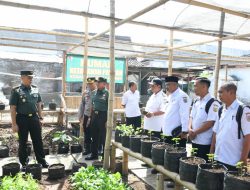 Kunjungi Posko RKP Koramil Cermee, Dandim 0822 Bondowoso Disambut Muspika