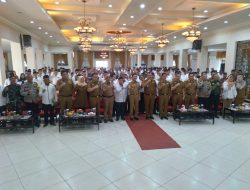PJ.Walikota ratu dewa Palembang Lantik RT & RW Sekecamatan Bukit Kecil masa Bhakti 2024-2029