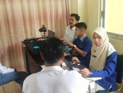 Mudahkan Layanan Administrasi Kependudukan, Disdukcapil Kota Padang Panjang Jemput Bola