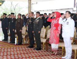 Polda Sumsel Beserta Forkompimda Menyaksikan Detik – Detik Proklamasi      HUT ke -79    Secara Virtual