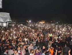 Kabag Ops Polres Banyuasin Pimpin Langsung Pengaman Pesta Music Jarum Istimewa Yang Dihibur Band Tipe X dan Lala Widy