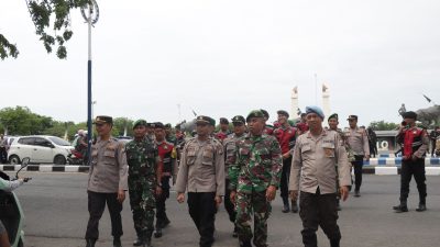 Personel Gabungan Polres Sampang dan TNI Gelar KRYD Jaga Kondusifitas Tahapan Pilkada 2024