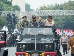 Kapolri Cek Gladi Bersih Apel Gelar Pasukan Pengamanan Pengambilan Sumpah Presiden dan Wapres RI