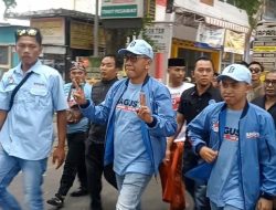Debat ke 2, Paslon Bagus Kenakan Kaos dan Jaket Produk Lokal
