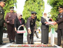 Pemkot Probolinggo Menggelar Upacara Ziarah Nasional Dilaksanakan di Makam Pahlawan