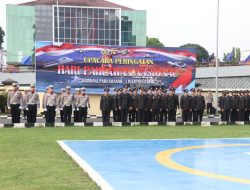 Memperingati Hari Pahlawan, Polda Sumsel Gelar Upacara Bendera di Lapangan Utama Gedung Presisi