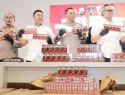 Polrestabes Surabaya Berhasil Gagalkan Pengiriman 145 Koli Rokok Ilegal Senilai Rp 2,1 Miliar