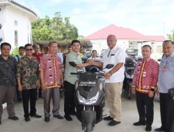 Amizaro Waruwu Harapkan Puskesmas Yang Menerima Sepeda Motor Pusling Untuk Meningkatkan Kualitas Pelayanan di Nias Utara