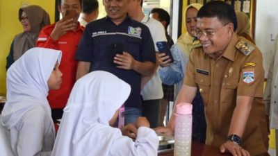 Bupati Muratara Hadiri Pembagian Makan Bergizi Gratis Di SMP Negeri Maur