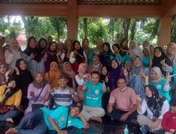Pererat Silaturahmi, group Nguwek Purbalingga Adakan Pertemuan Dirangkai Arisan Bulanan