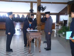 Pj Bupati Probolinggo Lantik Lima Pejabat Pimpinan Tinggi Pratama