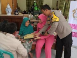 Kapolres Pasaman Barat Laksanakan Giat Bakti Sosial Bersama Bhayangkari Peduli