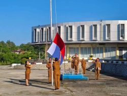 Upacara Bendera di Nias Utara: Sekda Ajak ASN dan THL Kerja Bersama untuk Kemajuan Daerah