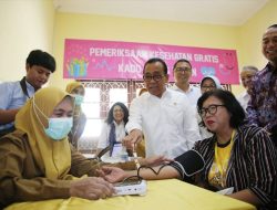 Cek Kesehatan Gratis, Eri Cahyadi: Upaya Pembangunan SDM Kota Surabaya