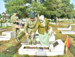 Upacara Ziarah Rombongan dalam rangka Memperingati HUT KOSTRAD ke-64 Tahun 2025