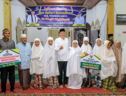 Pembangunan Masjid Nurhidayah Air Panjang Terbengkalai, Bupati Sabar AS Serahkan Bantuan Rp. 20 juta