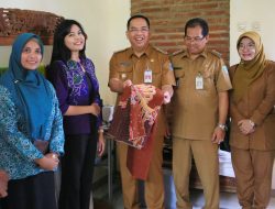 Kunjungi Day Art Batik, Wali Kota Siap Dukung Batik Kota Probolinggo