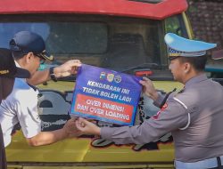 Operasi Gabungan Polres Jember Sosialisasi Larangan Kendaraan ODOL