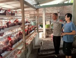 Polsek Loceret Dukung Warga Ngepeh Kembangkan Ternak Ayam Petelur di Wilayahnya