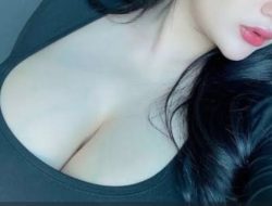 7 Trik Ampuh Menjaga Kekencangan Payudara Meski Usia Bertambah