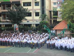 Seribu Langkah Satu Arah YPM Gema Semangat Kebangsaan di Upacara Akbar Pembukaan Tahun Ajaran Baru