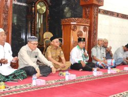 Ketua Baznas Kota Palembang Hadiri Acara Santunan Anak Yatim di Masjid Al-Ikhlas