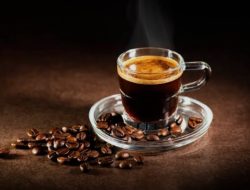 6 Dampak Positif Minum Kopi Tanpa Gula yang Wajib Kamu Ketahui