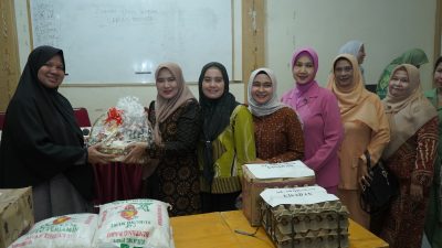 Pemerintah dan TP PKK Kabupaten Asahan Salurkan Bantuan Sembako Jelang HUT ke-80 RI