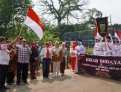 Merah Putih Sepanjang 1000 Meter Terbentang di Desa Bantrung