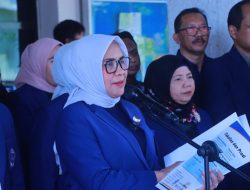Unitomo Serukan Persatuan: “Mahasiswa Garda Depan Demokrasi”