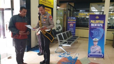 Polantas Menyapa, Satlantas Polres Jember Hadirkan Pelayanan Humanis dan Transparan di Samsat