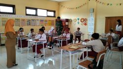 Sinergi Babinsa dan SPPG Al Amin Dampingi Program Makan Bergizi Gratis di SDN 1 Kerang, Bondowoso