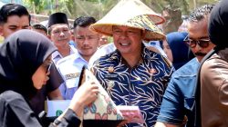 Bupati Pasaman Welly Suhery Pastikan Ketersediaan Pupuk Bersubsidi untuk Petani